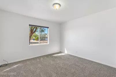 909 S Catalina Avenue, Tucson, AZ 85711 - Photo 13