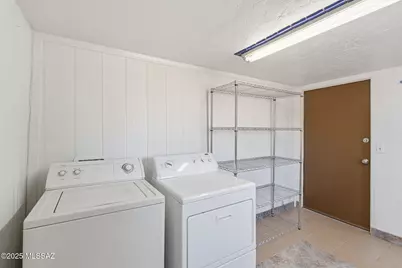 909 S Catalina Avenue, Tucson, AZ 85711 - Photo 33