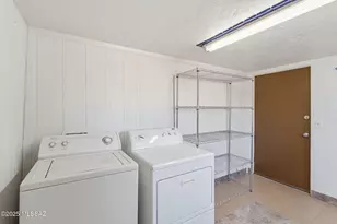 909 S Catalina Ave, Tucson, AZ 85711 - Photo 33