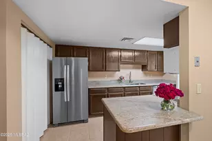 1343 W Calle Madrid, Green Valley, AZ 85622 - Photo 9