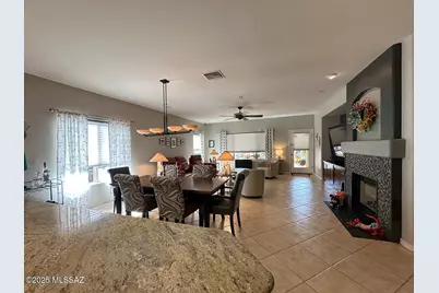 13573 N Garlenda Way, Oro Valley, AZ 85755 - Photo 7