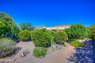 2210 E Eager Dr, Green Valley, AZ 85614 - Photo 29