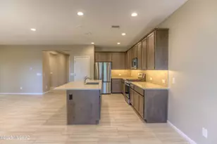 1446 E Blue Granite Dr, Green Valley, AZ 85614 - Photo 17