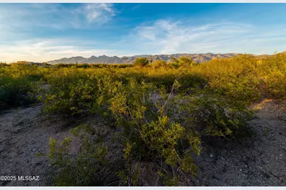 12075 Speedway Boulevard #NA, Tucson, AZ 85748 - Photo 13