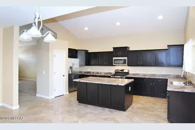 8288 W Canvasback Lane, Tucson, AZ 85757 - Photo 7