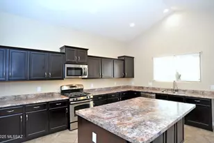 8288 W Canvasback Ln, Tucson, AZ 85757 - Photo 11