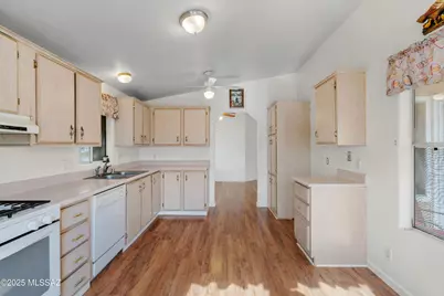 11370 W Orange Grove Road, Tucson, AZ 85743 - Photo 13