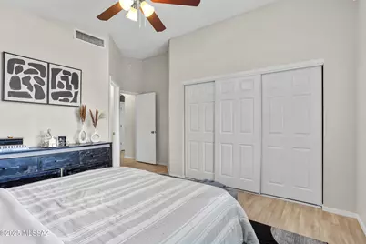 8961 E Alderpoint Way, Tucson, AZ 85730 - Photo 13