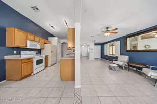 8920 N Tortolita Bluffs Pl, Tucson, AZ 85742 - Photo 15