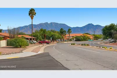 1041 S Abrego Drive, Green Valley, AZ 85614 - Photo 43