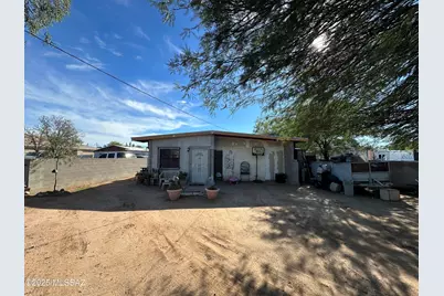 426 E Blacklidge Drive, Tucson, AZ 85705 - Photo 1