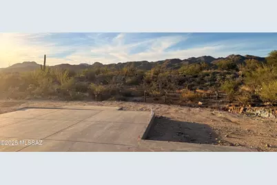 899 Tortolita Mountain Circle #Lot 131, Oro Valley, AZ 85755 - Photo 3