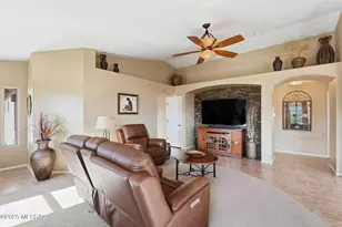 1570 N Rio Bonito, Green Valley, AZ 85614 - Photo 5