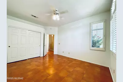 297 E Desert Golf Place, Tucson, AZ 85737 - Photo 11