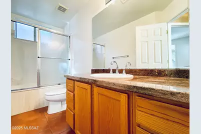 297 E Desert Golf Place, Tucson, AZ 85737 - Photo 9
