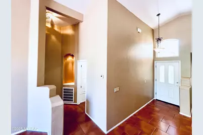 297 E Desert Golf Place, Tucson, AZ 85737 - Photo 23