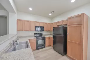 20897 E Founders Rd, Red Rock, AZ 85145 - Photo 3