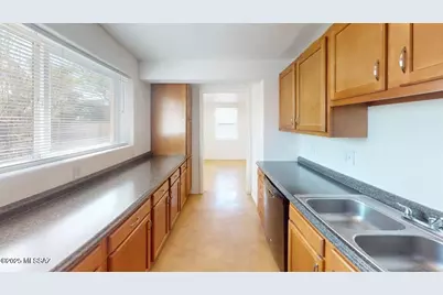 216 E Waverly Street #1, Tucson, AZ 85705 - Photo 5