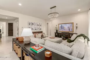 685 E Romsdalen Rd, Oro Valley, AZ 85755 - Photo 11