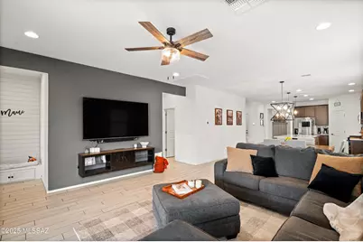 10678 W Harrigan Drive, Marana, AZ 85653 - Photo 17
