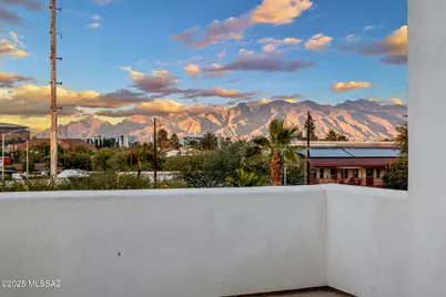 25 W Lalo Way, Tucson, AZ 85701 - Photo 35