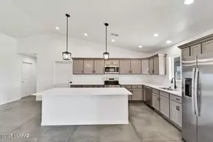 1468 W Scarlet Blossom Trail, Benson, AZ 85602 - Photo 3