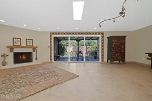 2561 E Cerrada Adelita, Tucson, AZ 85718 - Photo 3