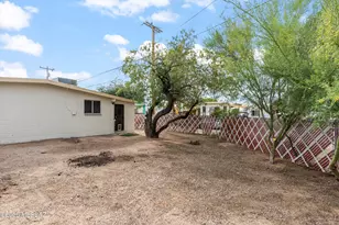 3245 N Sycamore Ave, Tucson, AZ 85712 - Photo 7
