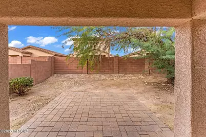 7555 E Majestic Palm Lane, Tucson, AZ 85756 - Photo 5