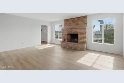 3660 W Lost Horizon Drive, Tucson, AZ 85745 - Photo 9