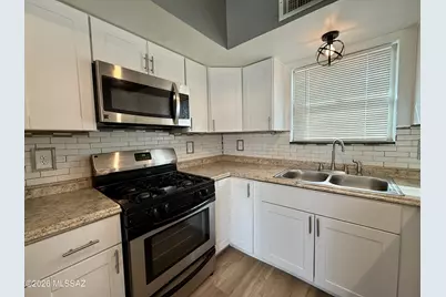 7111 S Camino Libertad, Tucson, AZ 85746 - Photo 5