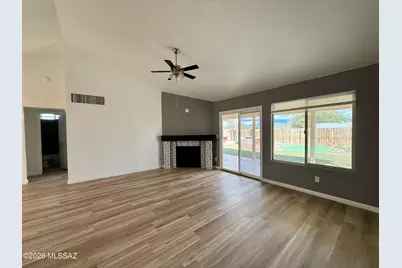 7111 S Camino Libertad, Tucson, AZ 85746 - Photo 9