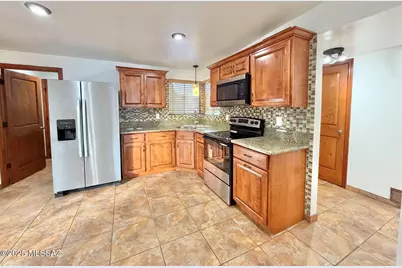 9430 E 30th Street, Tucson, AZ 85710 - Photo 13