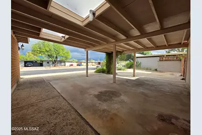 8438 E 5th Street, Tucson, AZ 85710 - Photo 9