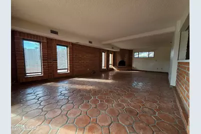 8438 E 5th Street, Tucson, AZ 85710 - Photo 19