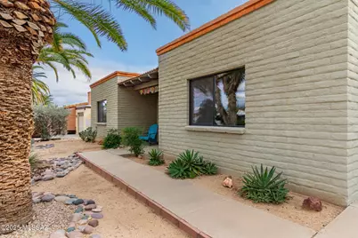 212 E La Espina, Green Valley, AZ 85614 - Photo 9