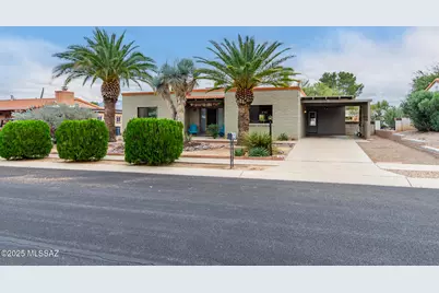 212 E La Espina, Green Valley, AZ 85614 - Photo 7