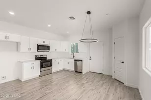 9035 W Bruce St, Tucson, AZ 85735 - Photo 15