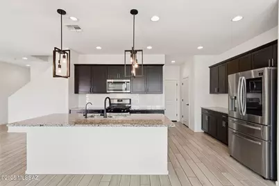 675 N Nestled Hummingbird Lane, Sahuarita, AZ 85629 - Photo 5