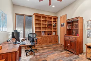 3825 N Mountain Cove Dr, Tucson, AZ 85750 - Photo 21