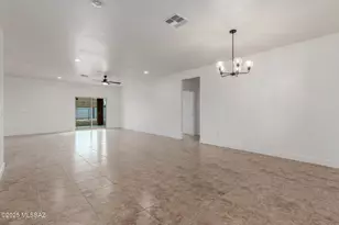 12636 N Hendricks Dr, Marana, AZ 85653 - Photo 7