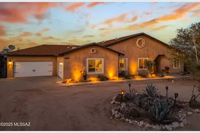 7530 W Bucking Horse Road, Sahuarita, AZ 85629 - Photo 1