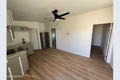 326 E Prince Road #3, Tucson, AZ 85705 - Photo 3