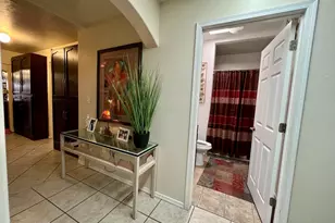 425 E 35th St, Tucson, AZ 85713 - Photo 7