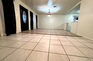 425 E 35th St, Tucson, AZ 85713 - Photo 5