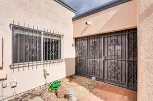 934 W Via Del Pardillo, Green Valley, AZ 85622 - Photo 7