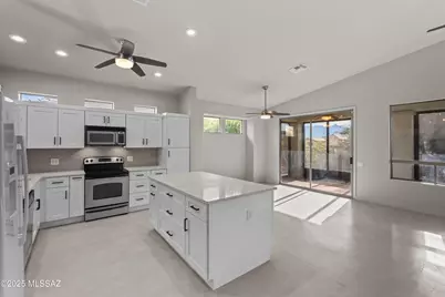 4687 S Holly Rose Drive, Green Valley, AZ 85622 - Photo 7