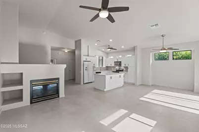 4687 S Holly Rose Drive, Green Valley, AZ 85622 - Photo 5