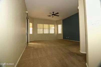 8222 N Sombrero Point Drive, Tucson, AZ 85743 - Photo 17