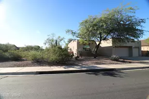 8222 N Sombrero Point Dr, Tucson, AZ 85743 - Photo 3